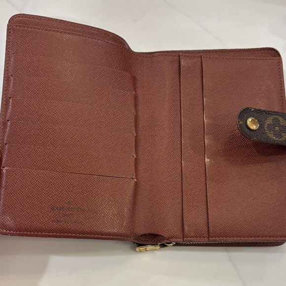 Louis Vuitton Brown and Gold Monogram Wallet - Picture 2 of 5
